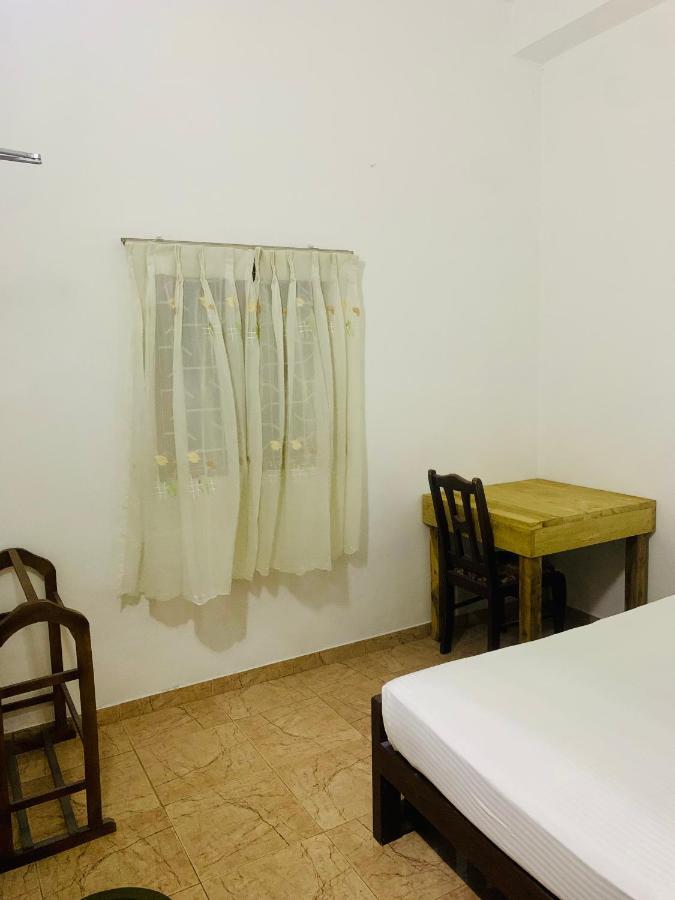 Hotel Dreamy Surf House Weligama Exterior foto