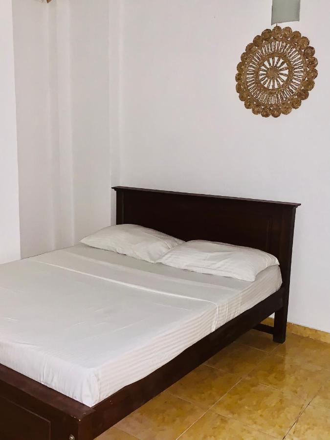 Hotel Dreamy Surf House Weligama Exterior foto