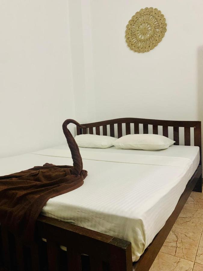 Hotel Dreamy Surf House Weligama Exterior foto