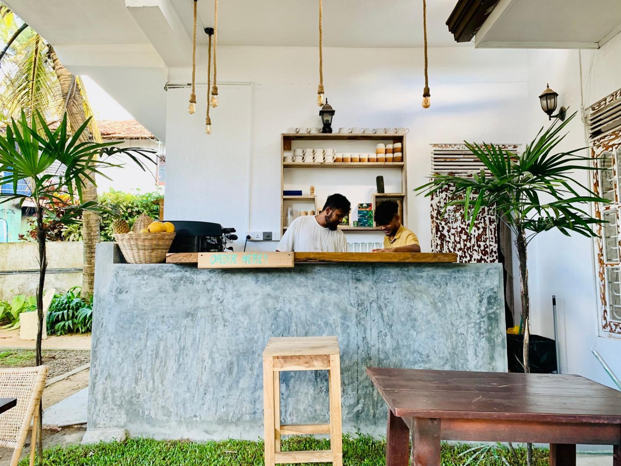 Hotel Dreamy Surf House Weligama Exterior foto